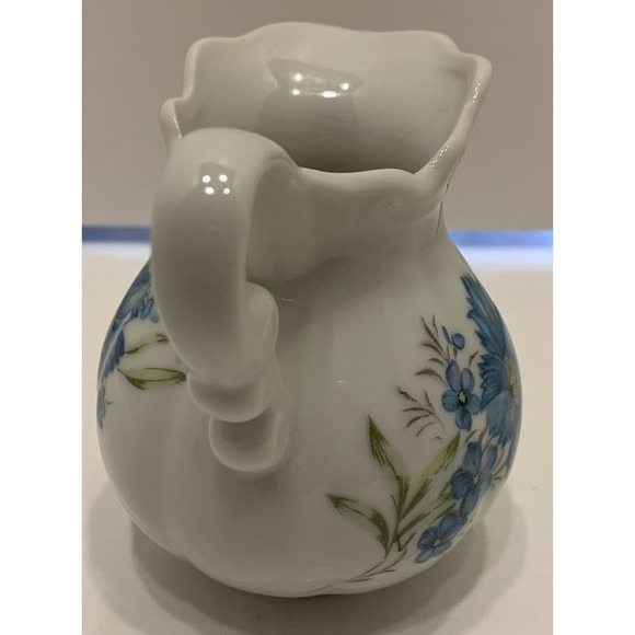 Vintage 4 Inch Inarco Porcelain Pitcher E-4543 with Blue Flowers - Picture 4 of 7